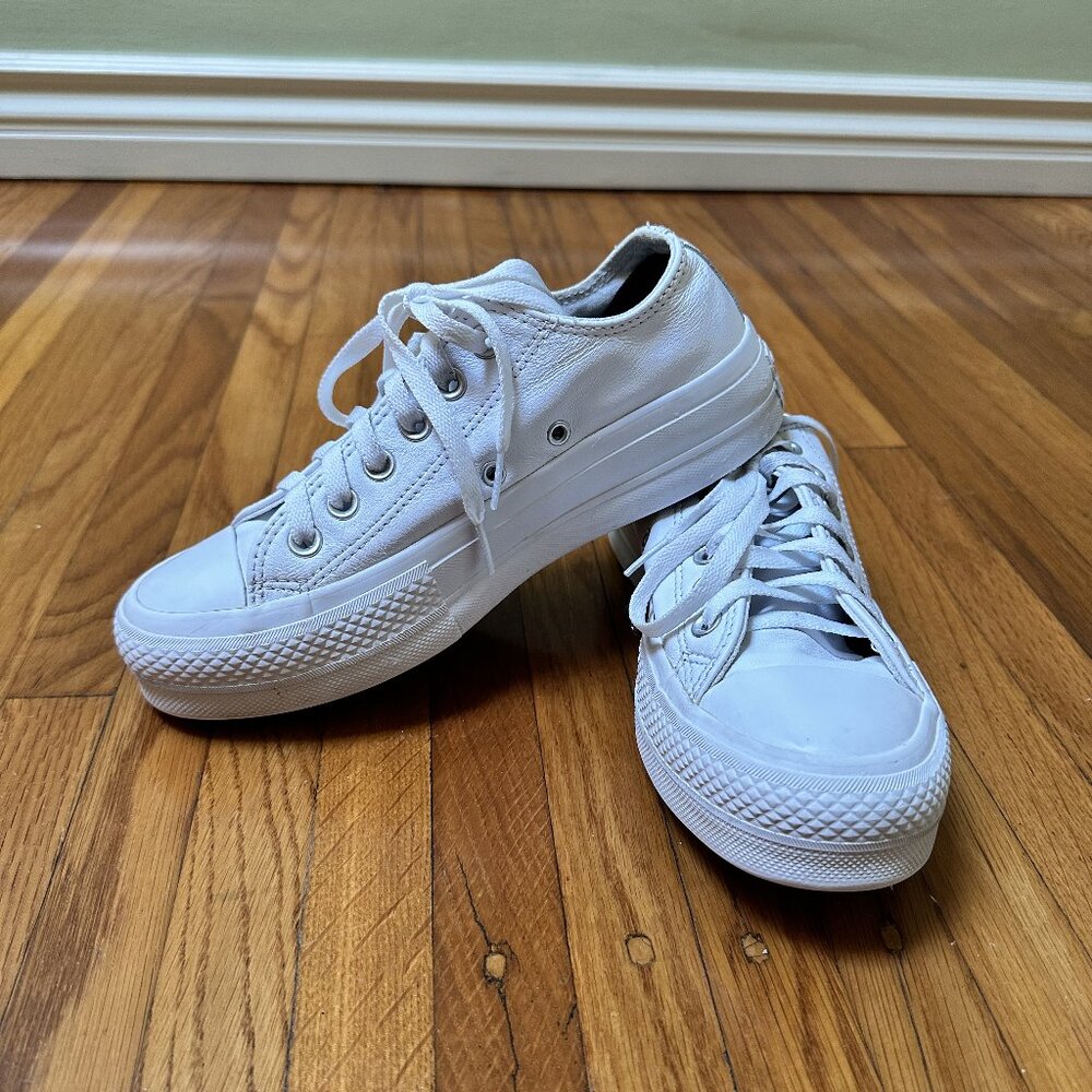 Converse White Leather Platform Sneakers Size 6.5